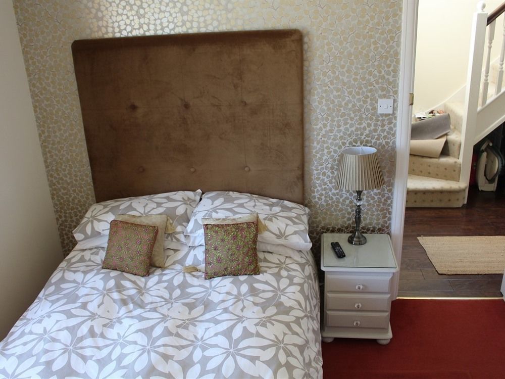 Laurels Guesthouse Witney Luaran gambar